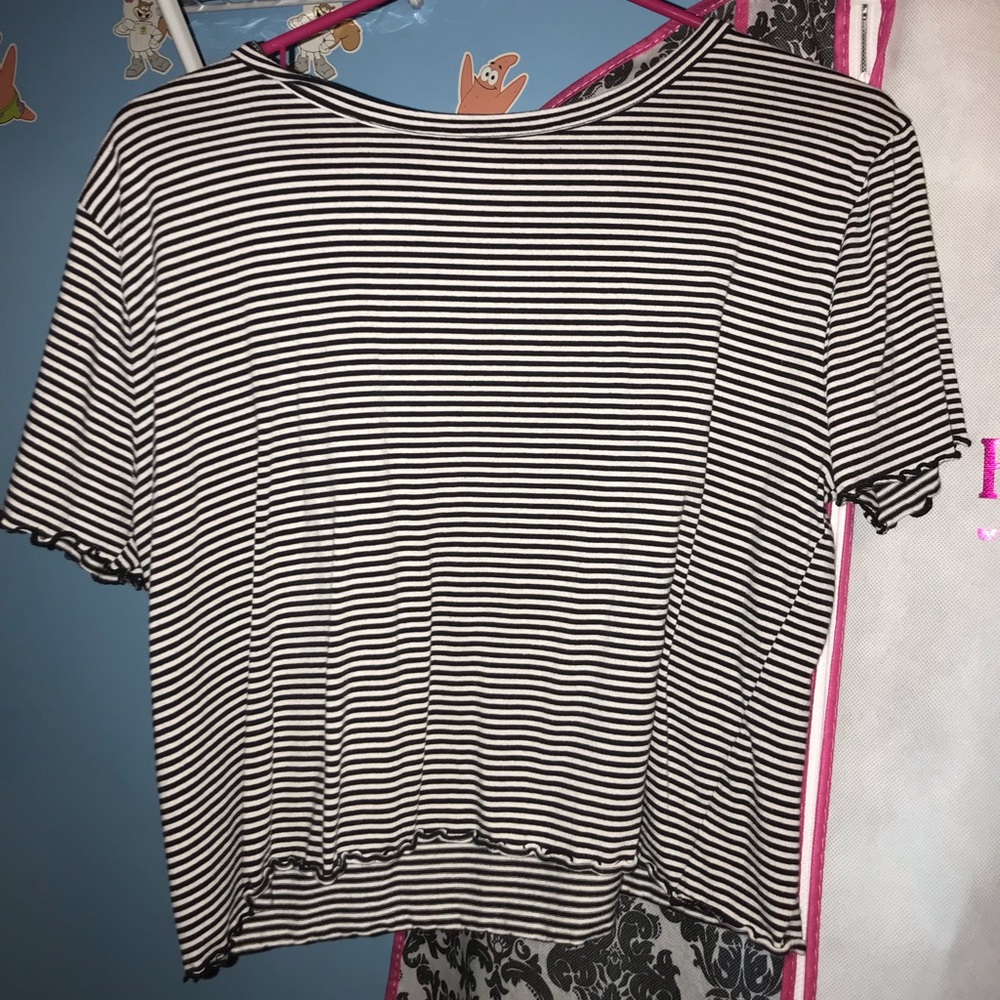 Black and white Arizona tee shirt